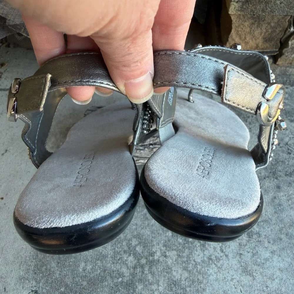 AEROSOLES Crystal Chlear Silver Embellished‎ Sandals Sz-7.5M. J